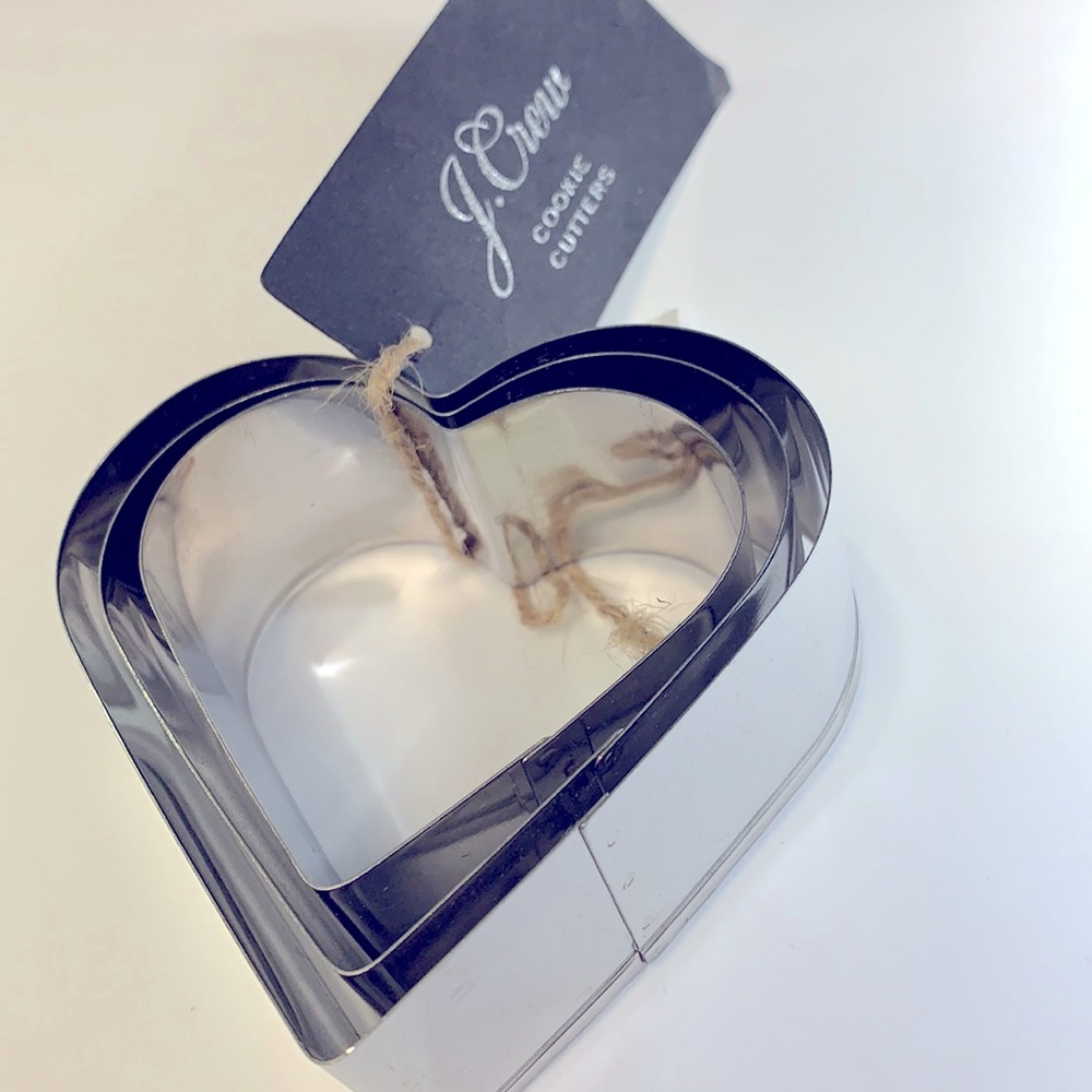 J Crew Set of 3 Heart Cookie Cutters NWT